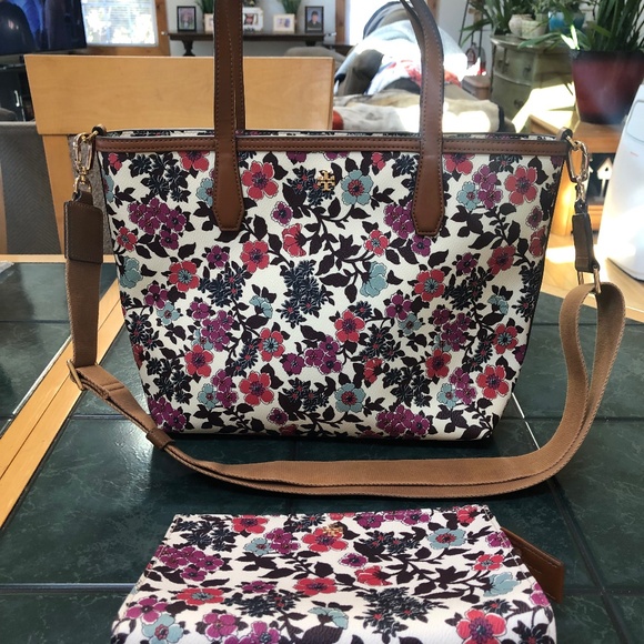 Tory Burch Kerrington Tote and Mini Bag Set - Picture 2 of 13